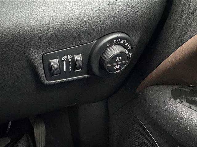 コマンダー2.0 リミテッド ディーゼル 4WD
