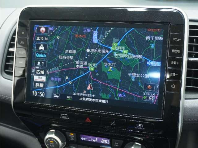 セレナ1.2 e-POWER ハイウェイスターV