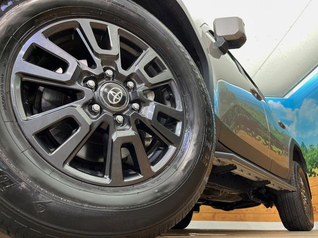 �y�����A���~�z�C�[���z�O�ςɃ}�b�`���������A���~�z�C�[���𑕒����Ă���܂��B�e��ЊO�A���~�z�C�[����A�X�^�b�h���X�^�C�����戵�����Ă���܂��B���񂲑��k����������