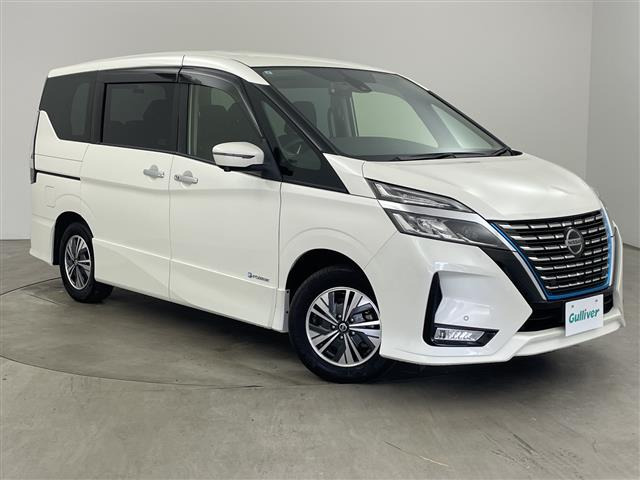 セレナ1.2 e-POWER ハイウェイスターV