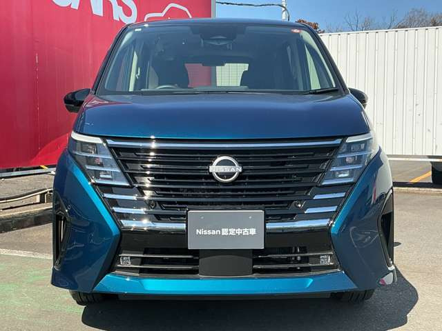 セレナ1.4 e-4ORCE ハイウェイスターV 4WD