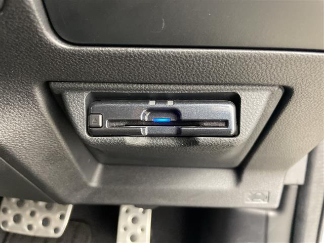 レヴォーグ1.8 STI スポーツ 4WD