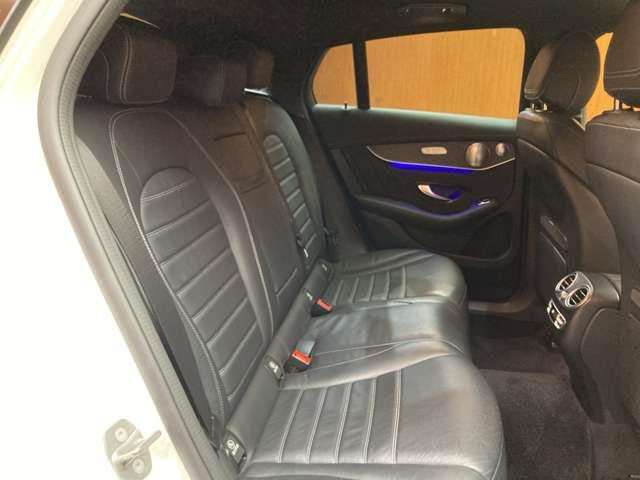 GLCクーペ220d 4マチック AMGライン 4WD