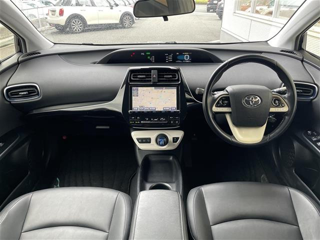 プリウス1.8 S ツーリングセレクション