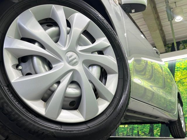 �y����15�C���`�A���~�z�C�[���z�O�ςɃ}�b�`���������A���~�z�C�[���𑕒����Ă���܂��B�e��ЊO�A���~�z�C�[����A�X�^�b�h���X�^�C�����戵�����Ă���܂��B���񂲑��k����������