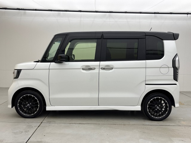 N-BOXカスタムL ターボ 4WD