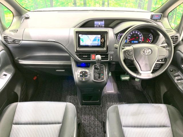 ヴォクシー2.0 ZS 煌