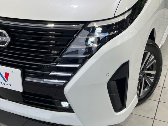 �yLED�w�b�h���C�g�z���V����ԑ��s�����ǍD�Ȏ��E���m�ۂ����S���ĉ^�]�ł��鍂�P�xLED�w�b�h���C�g�𑕔�!�_�����x�������A����d�͂��}�����Ă��܂��B