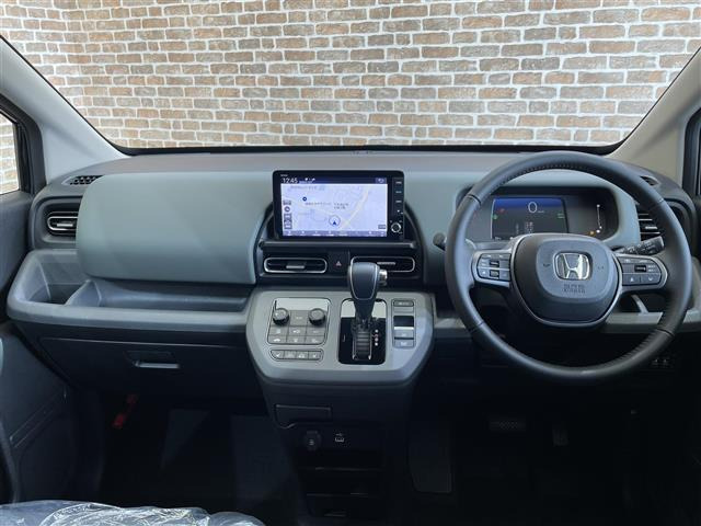フリード1.5 e:HEV クロスター 4WD