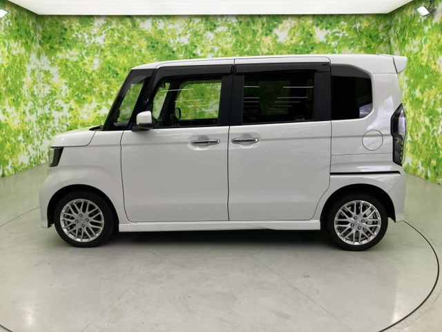 N-BOXカスタムL ターボ 4WD