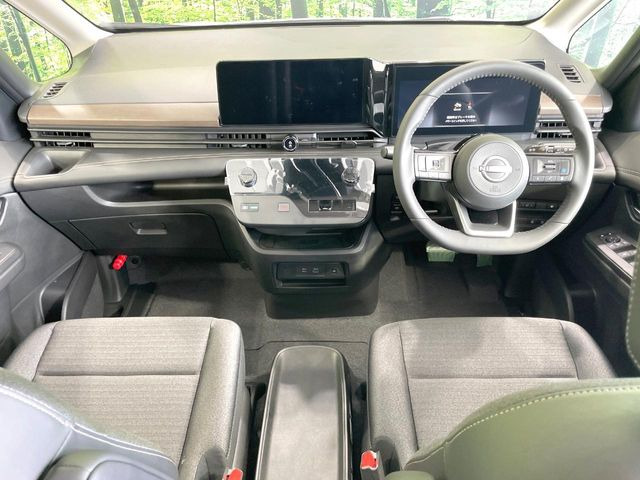 セレナ1.4 e-POWER ハイウェイスターV