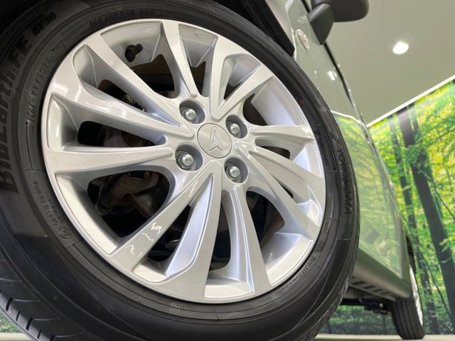 �y����15�C���`�A���~�z�C�[���z�O�ςɃ}�b�`���������A���~�z�C�[���𑕒����Ă���܂��B�e��ЊO�A���~�z�C�[����A�X�^�b�h���X�^�C�����戵�����Ă���܂��B���񂲑��k����������