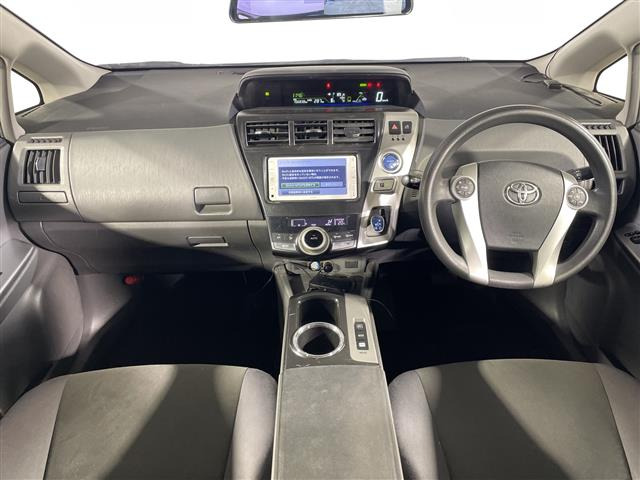 プリウスα1.8 S