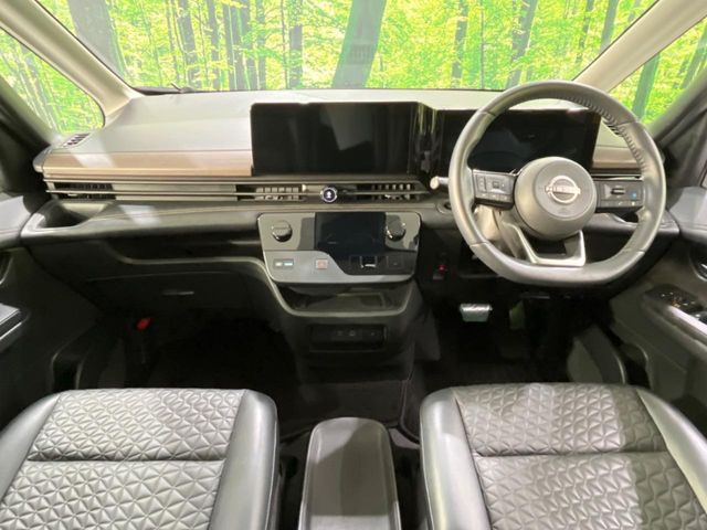 セレナ1.4 e-POWER ハイウェイスターV