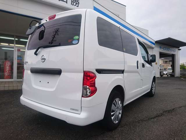 NV200バネットバン1.6 VX