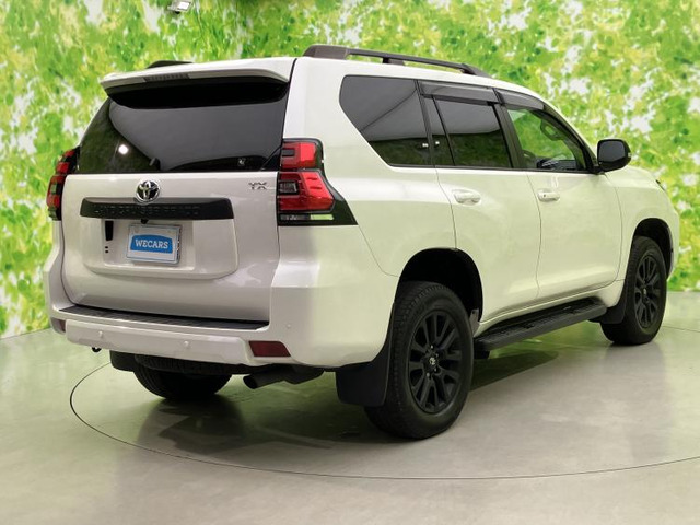ランドクルーザープラド2.7 TX Lパッケージ マットブラック エディション 4WD