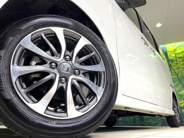 �y����14�C���`�A���~�z�C�[���z�O�ςɃ}�b�`���������A���~�z�C�[���𑕒����Ă���܂��B�e��ЊO�A���~�z�C�[����A�X�^�b�h���X�^�C�����戵�����Ă���܂��B���񂲑��k����������