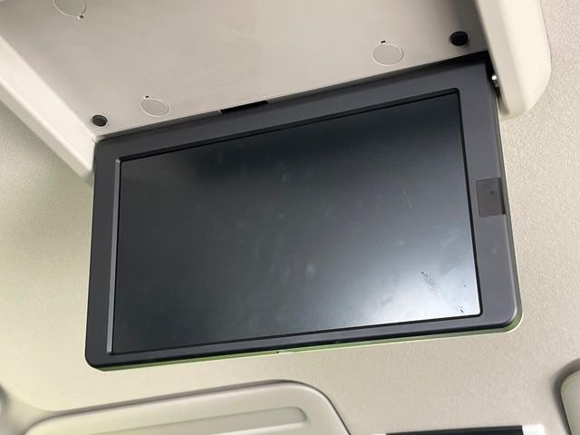 セレナ1.2 e-POWER ハイウェイスターV
