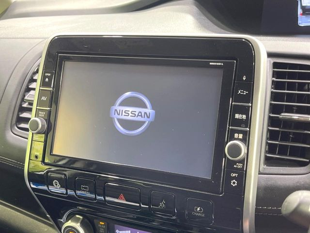 セレナ1.2 e-POWER ハイウェイスターV