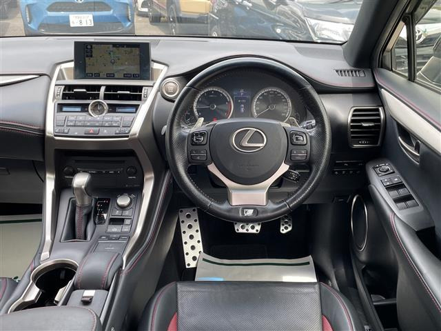 NX200t Fスポーツ 4WD