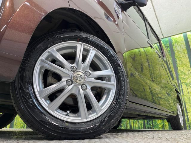 �y14�C���`�A���~�z�C�[���z�O�ςɃ}�b�`�����A���~�z�C�[���𑕒����Ă���܂��B�e��A���~�z�C�[����A�X�^�b�h���X�^�C�����戵�����Ă���܂��B���񂲑��k����������