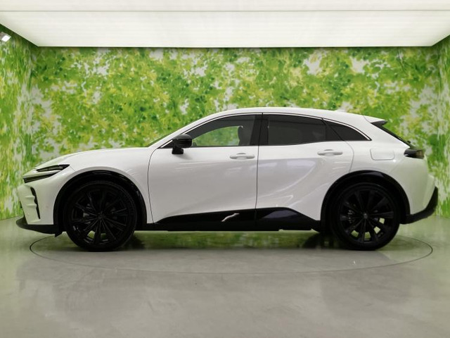 クラウンスポーツ2.5 Z E-Four 4WD