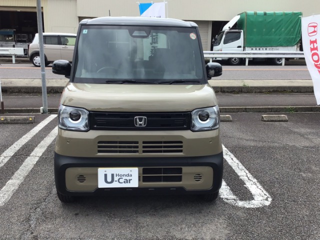N-BOXジョイ 2トーン
