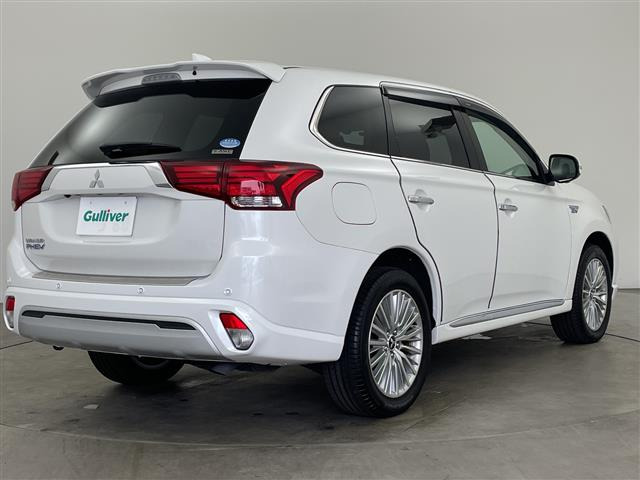 アウトランダーPHEV2.4 G 4WD