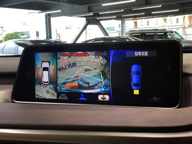 �y�p�m���~�b�N�r���[���j�^�[�z��p�̃J�����ɂ��A�ォ�猩���낵���悤�Ȏ��_��360�x�N���}�̎��͂��m�F���邱�Ƃ��ł��܂������p�������m�F���₷���A�����ꏊ�ł̐؂�Ԃ��⒓�Ԃ��X���[�Y�ɍs���܂��B