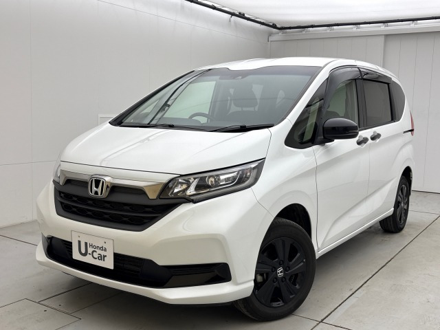 フリード+1.5 G ブラックスタイル 4WD