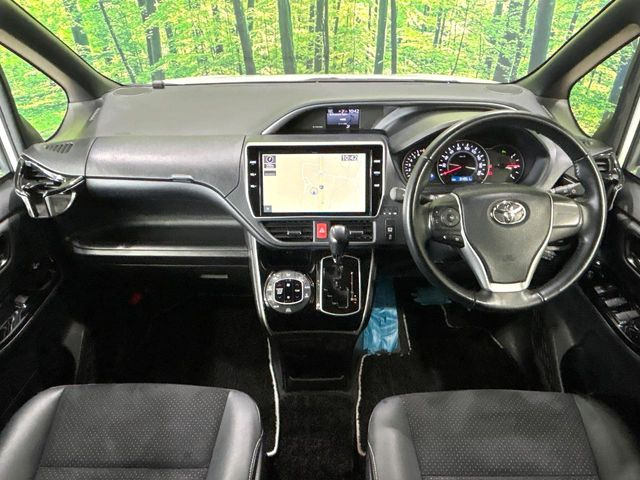 ヴォクシー2.0 ZS 煌III