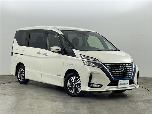 セレナ1.2 e-POWER ハイウェイスターV