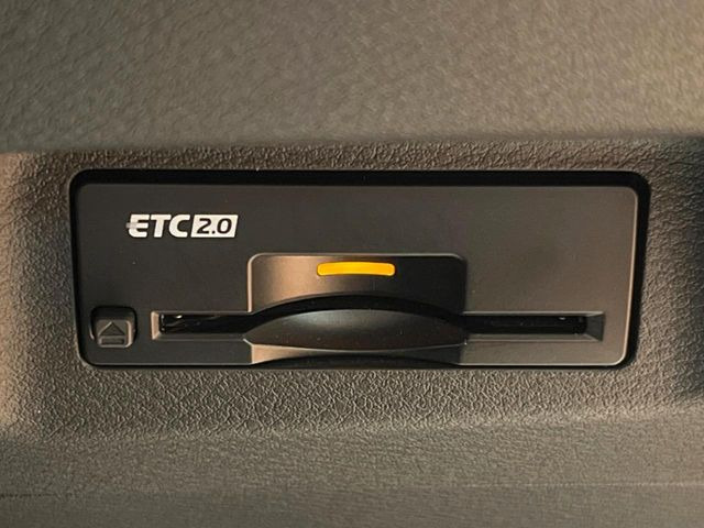 【ETC】高速道路の料金所をストレスなく通過!話題のスポットやサービスエリアに多い「スマートIC」利用時は必須のアイテムです。当店でセットアップを実施、ご納車当日からすぐにご利用いただけます!