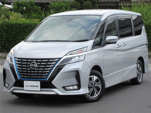 セレナ1.2 e-POWER ハイウェイスターV