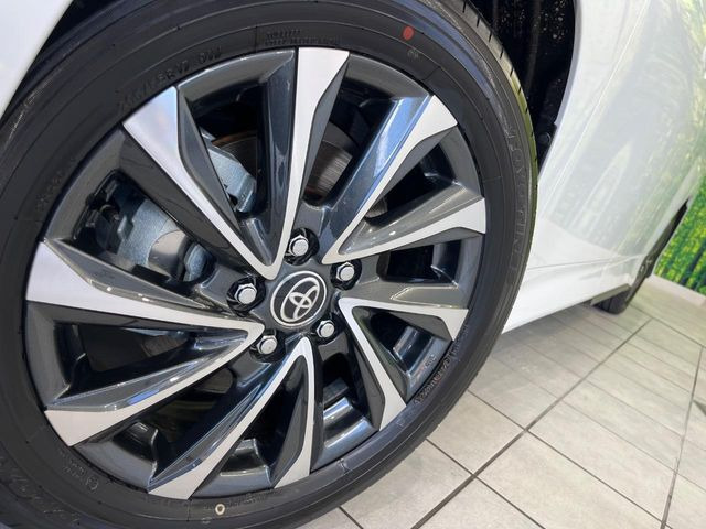 �y����17�C���`�A���~�z�C�[���z�O�ςɃ}�b�`���������A���~�z�C�[���𑕒����Ă���܂��B�e��ЊO�A���~�z�C�[����A�X�^�b�h���X�^�C�����戵�����Ă���܂��B���񂲑��k����������
