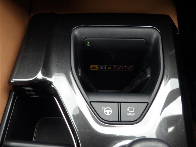 クラウンスポーツ2.5 Z E-Four 4WD