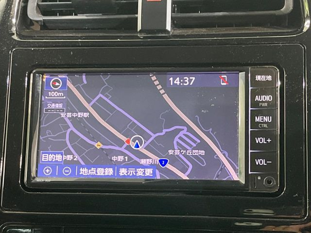 プリウス1.8 S