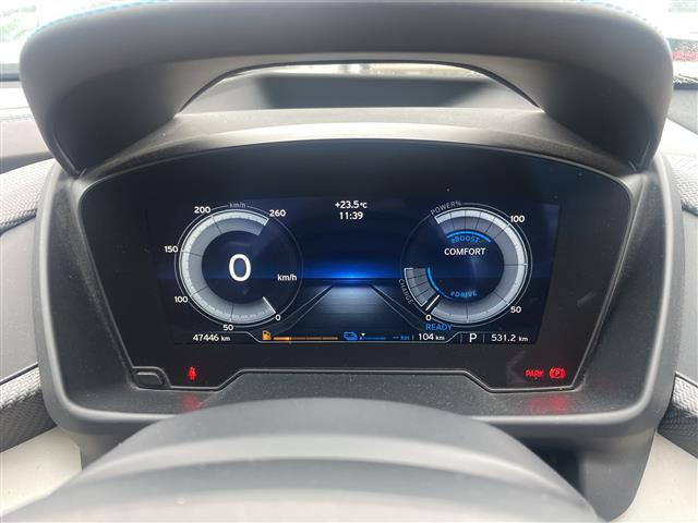 i8
