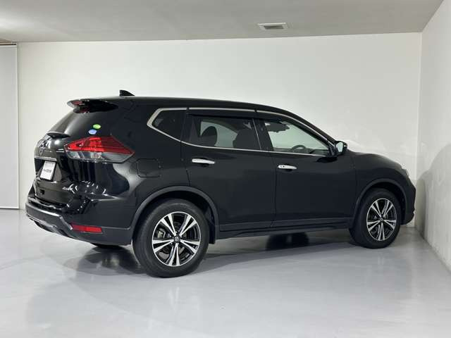 エクストレイル2.0 20Xi 4WD