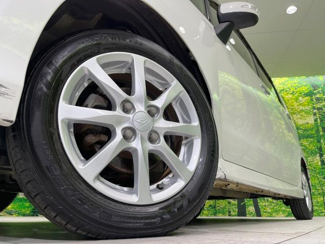 �y����14�C���`�A���~�z�C�[���z�O�ςɃ}�b�`���������A���~�z�C�[���𑕒����Ă���܂��B�e��ЊO�A���~�z�C�[����A�X�^�b�h���X�^�C�����戵�����Ă���܂��B���񂲑��k����������