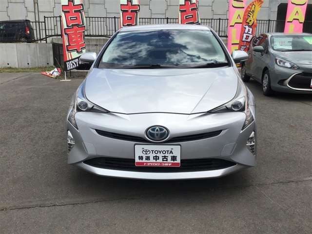 プリウス1.8 S E-Four 4WD