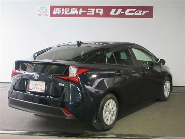 プリウス1.8 S