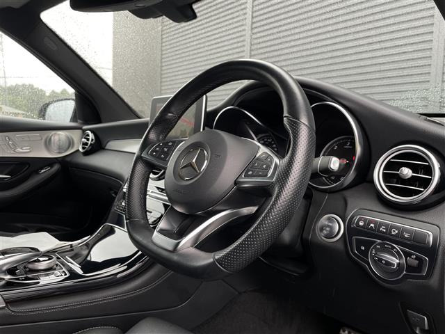 GLC220d 4マチック スポーツ 本革仕様 4WD