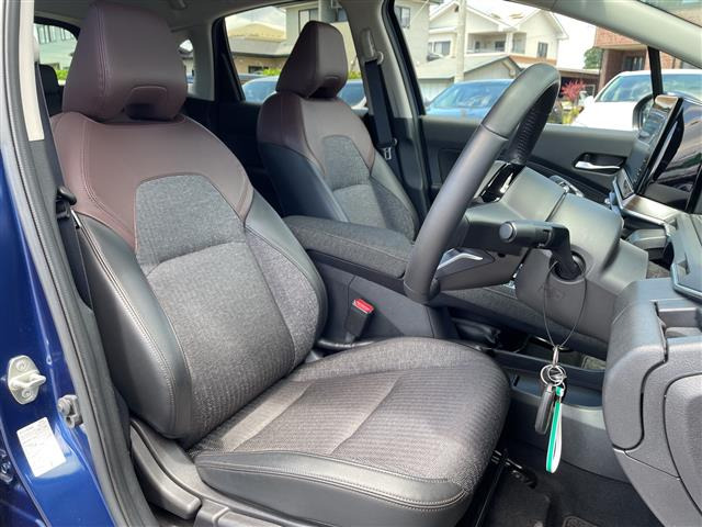 ノートオーラ1.2 G FOUR 4WD