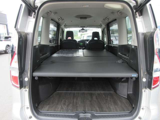 セレナ1.2 e-POWER ハイウェイスターV