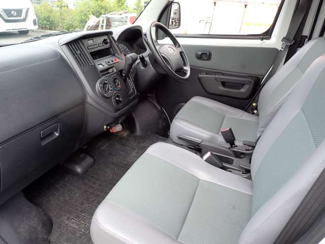 .��ʌ�����3�X�ܓW�J �{�X �~�j�o���`MT�� �Z�_���� �݌�50�� ��z�X 4WD�ESUV���X �݌�50�� �O���[�v�݌�150��ȏ�