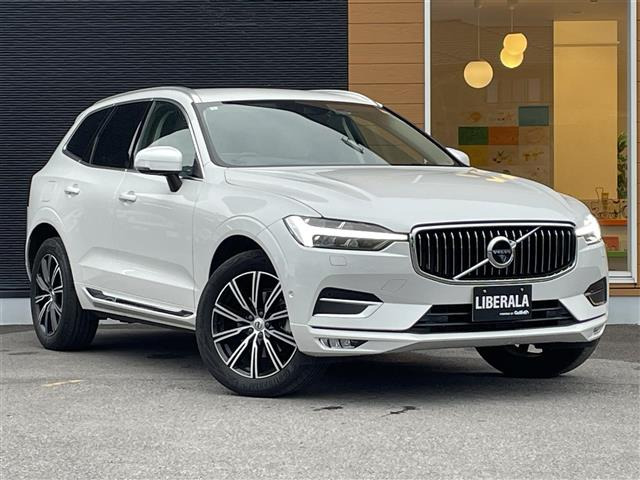 XC60B5 AWD インスクリプション 4WD