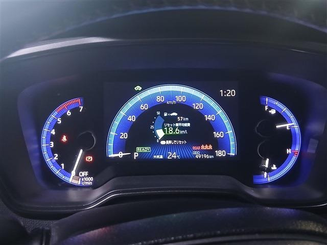 カローラ1.8 ハイブリッド W×B