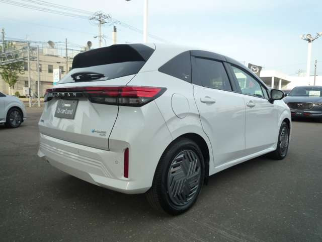 ノート1.2 X FOUR 4WD