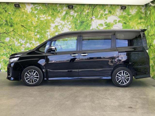 ヴォクシー2.0 ZS 煌 4WD